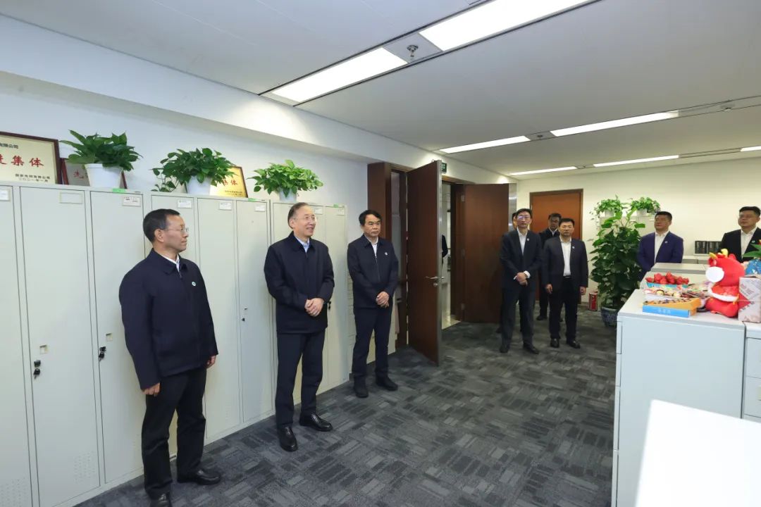 國家電網公司領導班子向總部干部員工致以新春祝福